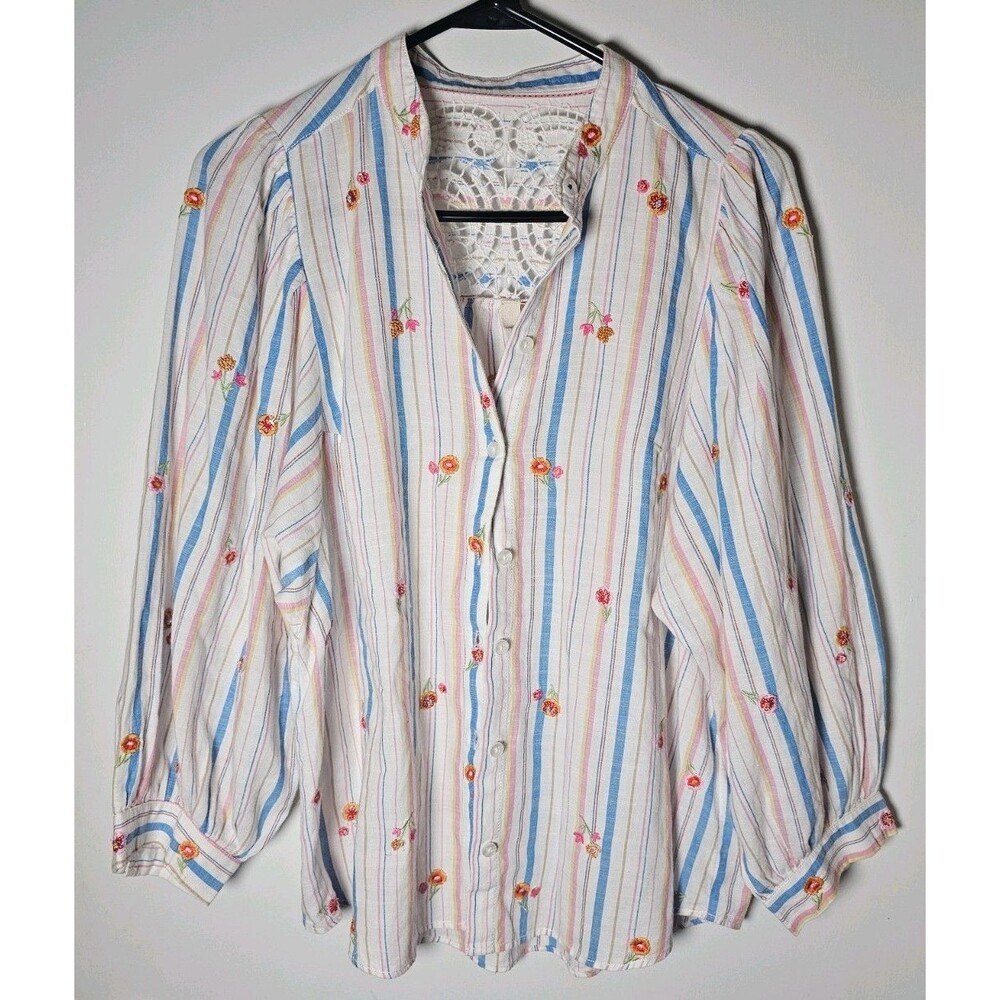 Anthropologie Small Pilcro Bella Femme Textured Floral Button Front Blouse Shirt